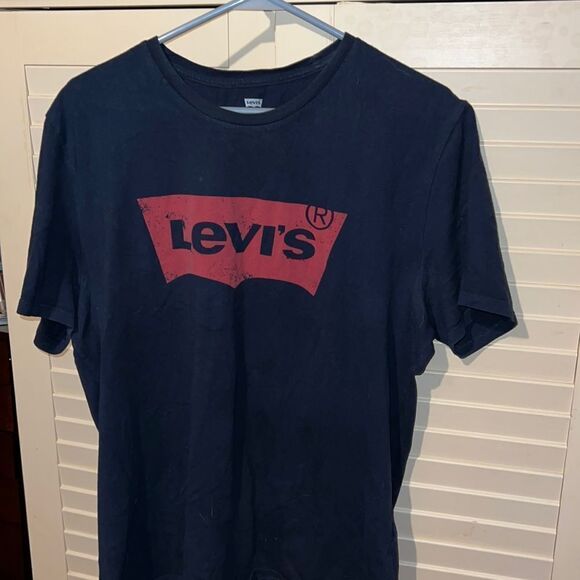 Levi’s men’s graphic shirt size extra large - Picture 1 of 5